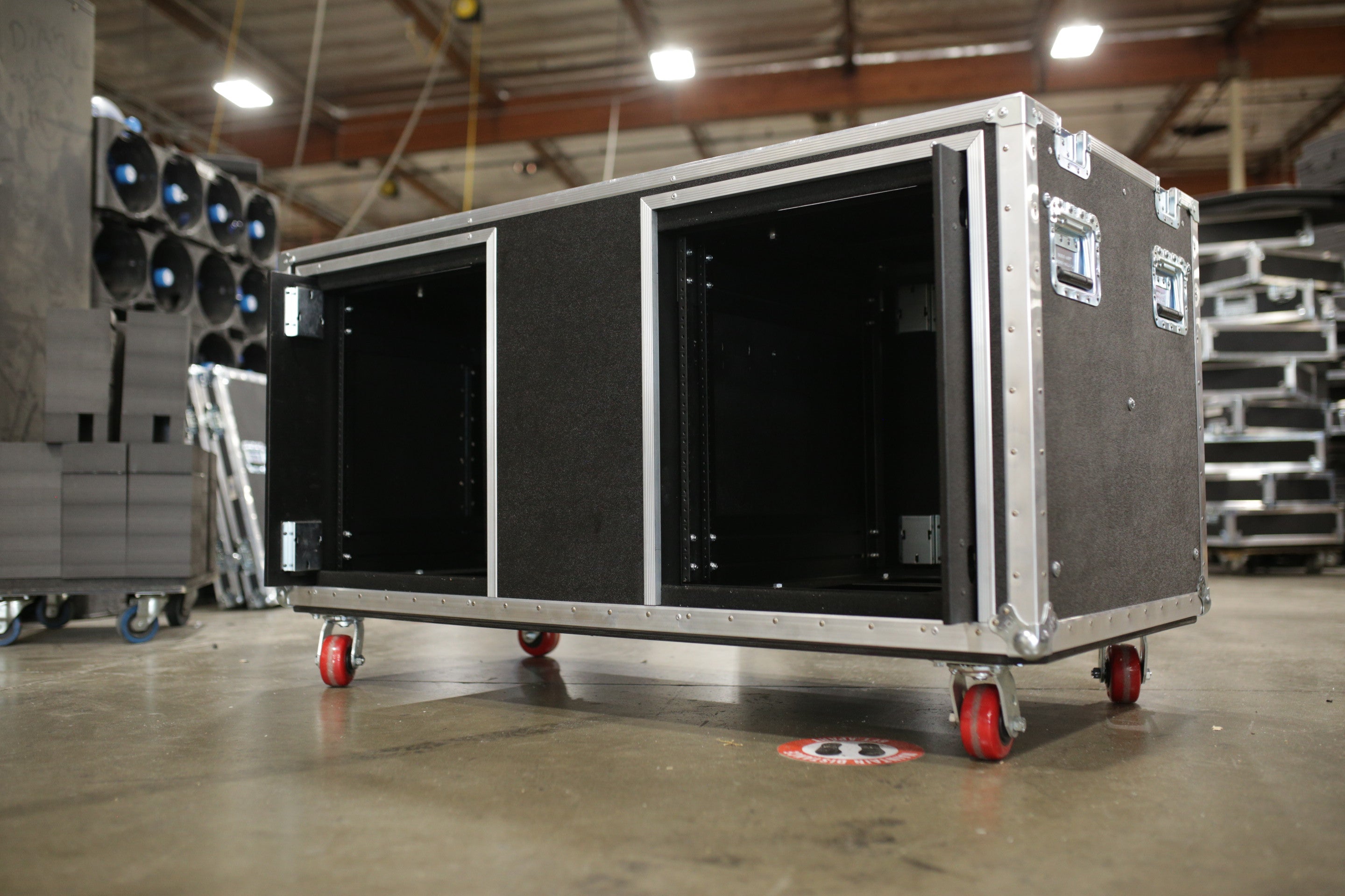 Aslam Rack Doublewide Slam Rack – Calzone & Anvil Case Co.