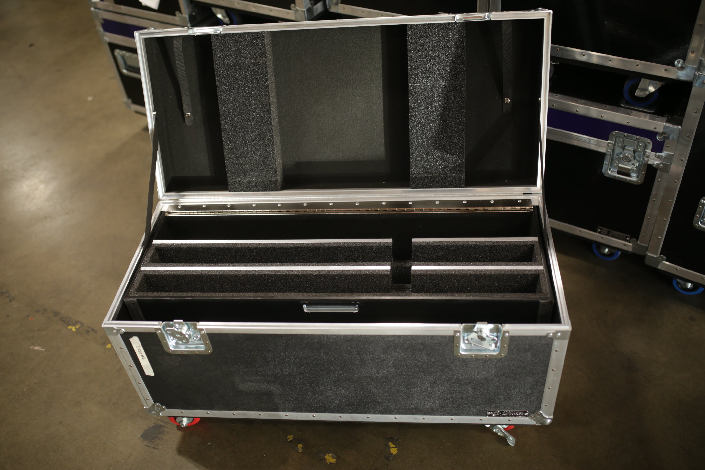 Astera Custom LED Light Case – Calzone & Anvil Case Co.