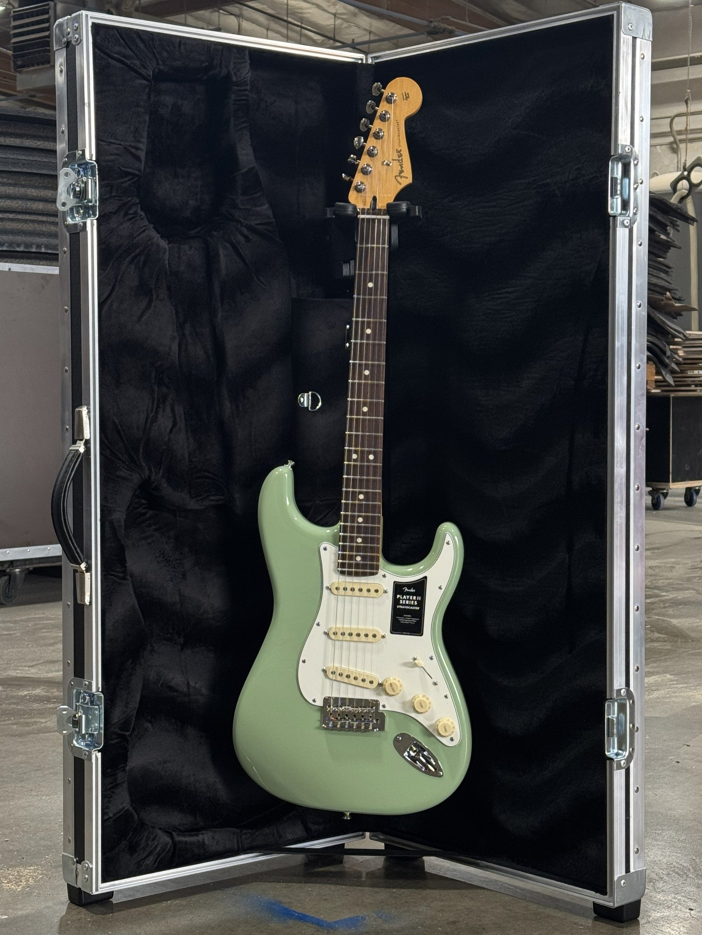Avil Case Anvil Guitar Hanger Case | Calzone & Anvil Case Co.